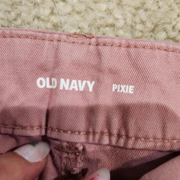 Old Navy Pixie - Picture 3 of 3